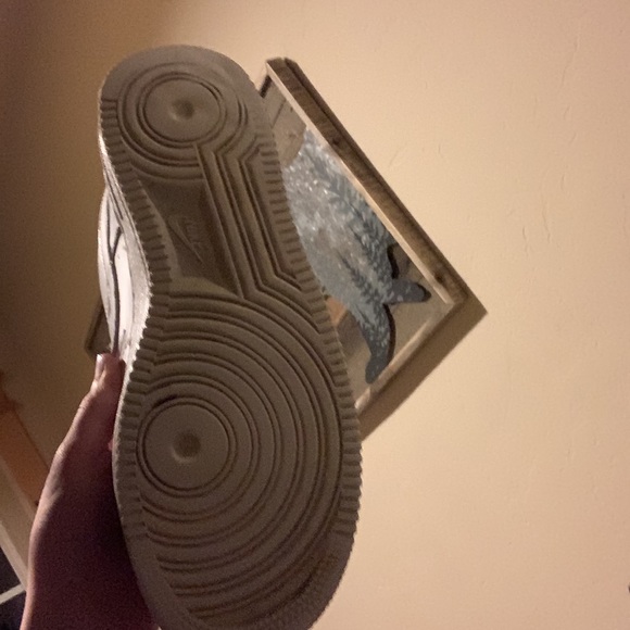 To small - Picture 3 of 3